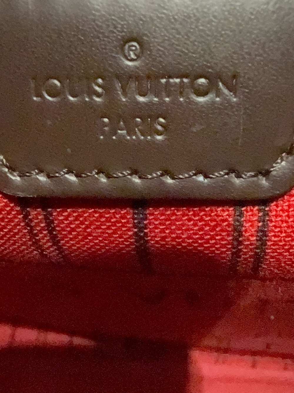 Louis Vuitton Brown Damier Ebene Tote with Red Lining MM - Picture 11 of 17
